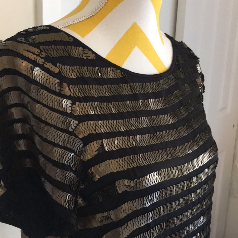French Connection Gold sequin dress - Picture 3 of 4